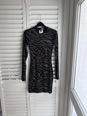 H&M Divided Party Animal Diamanté Velvet Bodycon Dress - Size XS - Image 1 of 4