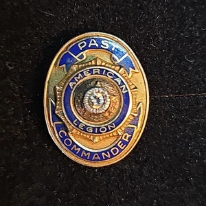 Prendedor vintage de la Legión Americana Past Post Commander con diamante oro 14k - Imagen 1 de 9