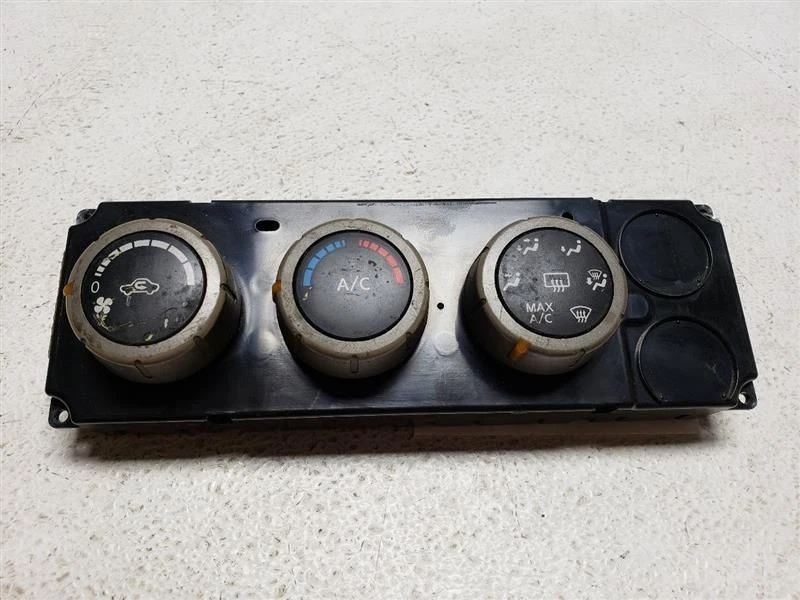 2005 Nissan Titan AC Heater Temperature Climate Control with  Warranty - Image 1 of 4