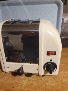 Dualit 2 Scheiben Toaster Modell 2SL GB Creme/Edelstahl - Bild 1 von 8