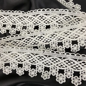 Vintage ornate white embroidered floral lace sewing trim 3 yards - Picture 1 of 4