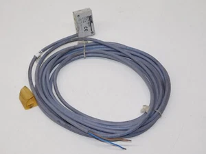 Balluff BES 517-458-M1 Proximity Switch Sensor 90-250 VAC 5-150ma 4mm Module - Picture 1 of 2