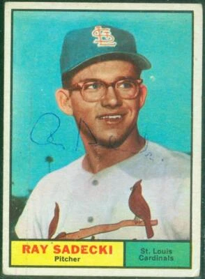 045, Original Autograph, 1961 Topps Baseball Card #32, Ray Sadecki, Cardinals - Image 1 of 3
