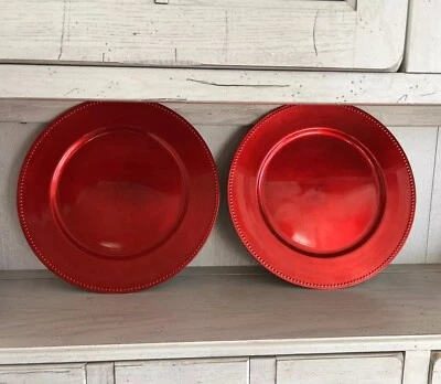 Set of 2 Amscan 14 inch round red charger plates dinner party ware Christmas - Image 1 of 4