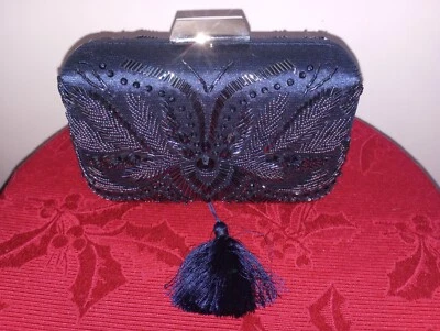  Bolso Clutch Tadashi Shoji Ahmar Lentejuelas Azul Marino, Borla  Foto 1 de 4