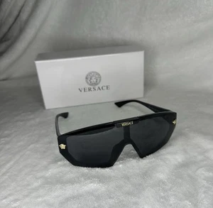 Versace Sunglasses - Picture 1 of 1