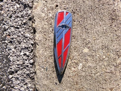 Chevrolet Truck 1941 1942 1946 emblema parrilla GM Foto 1 de 4