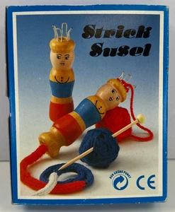 Strick Susel Vintage Knitting Nancy Set Wooden Spool Knitter Made in Germany - Picture 1 of 9