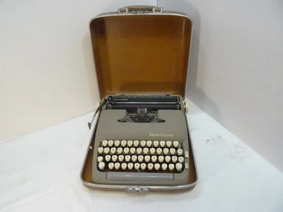 Smith Corona Silent-Super 手动打字机 带盒 — 第 1/4 张图片