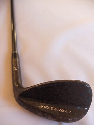 Cuña de arena Yonex Cyberstar / 56 grados / cuña flexible Yonex Ultimum 70 Foto 1 de 4