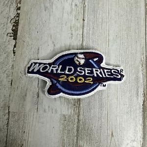 2002 World Series Logo Sleeve Jersey Patch Anaheim Angels San Francisco Giants - Picture 1 of 3