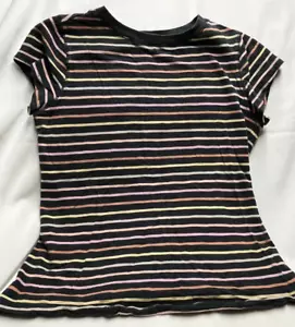 LOT3819 - Junior Universal Thread Stripe Tee - Size XS - Bild 1 von 2