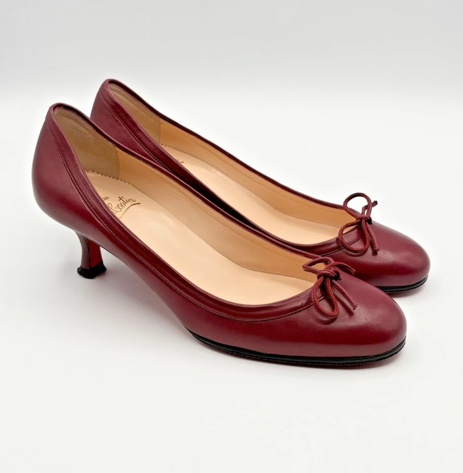 Christian Louboutin Rojo/Borgoña Estilo Ballet Gatito Tacones Arco Acento Talla EU 37 7 Foto 1 de 4