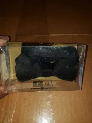 Pajaritas negras M01 Lord West - todas las ocasiones especiales boda, camarera y camareros Foto 1 de 4