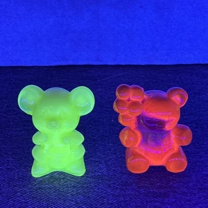 Boyd Willie die Maus und der Patrick Bär. Beide leuchten unter Schwarzlicht! #620 - Bild 1 von 8