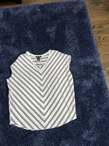 White House Black Market Women's V Neck White And Black Stripe V Neck Top size L - Picture 1 of 4