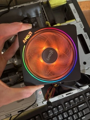 AMD Wraith Prism RGB LED CPU 冷却器散热器风扇 AM4 AM5 712-000075 / 76 — 第 1/4 张图片