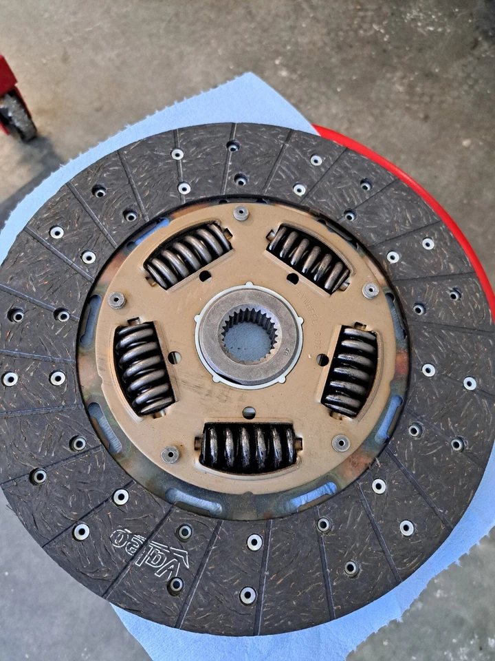 1994-1997 Camaro Firebird OEM Clutch Disk Valeo GM LT1 6-Speed, Brand New - Image 1 of 4