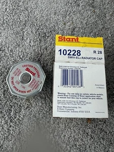 Stant R28 Radiator Cap 7 lbs 52-53 Ford Big Six 51 Jeep 4 CJ-3A (See Desc 4 Fit - Picture 1 of 2