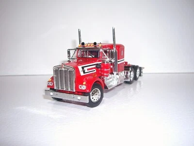 DCP FIRST GEAR 1/64 RED WITH STRIPES KENWORTH W900A WITH 36" SLEEPER - Image 1 of 4