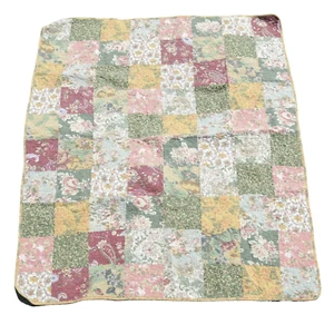 Vtg Patchwork Quilted Throw Multicolor Floral Pastel Cotton Squars Country 60X50 - Picture 1 of 10
