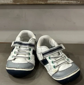 Zapatillas Stride Rite Artie Niño Pequeño Niño Talla 4M Cuero Blanco - Imagen 1 de 8