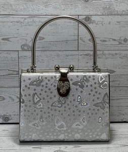Bolso de Noche Mariposas con Cadena Monedero Duro Tono Plateado Estrás *USADO EN EXCELENTE ESTADO* - Imagen 1 de 18