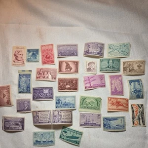 Old Vintage US Stamps Lot-2  29 stamps total  - Picture 1 of 5