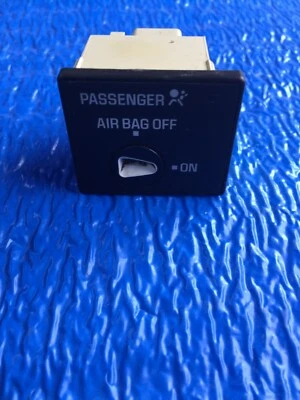 03-07 HUMMER H2 ПЕРЕКЛЮЧАТЕЛЬ ИНДИКАТОРА ПАССАЖИРА SRS ВЫКЛЮЧЕНИЕ ПРИБОРНОЙ ПАНЕЛИ OEM - Изображение 1 из 2