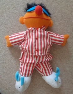 Sesame Street canta e russa Ernie 1996 Tyco vintage - Foto 1 di 6