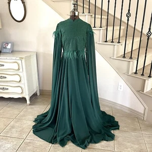 Modanisa Emerald Green Modest Ball Gown Maxi Dress Size 10 Refka Chiffon Feather - Picture 1 of 10