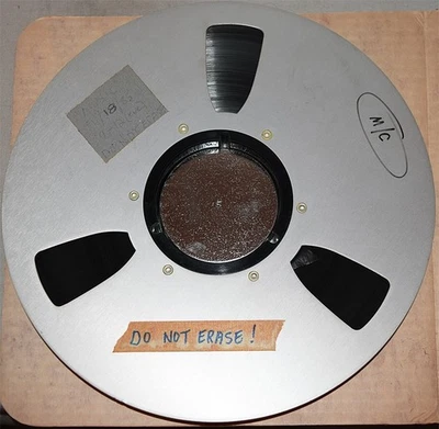 - Оригинал - 1976 - NEIL DIAMOND - The HIT FACTORY MASTER катушечная музыкальная лента - Изображение 1 из 4