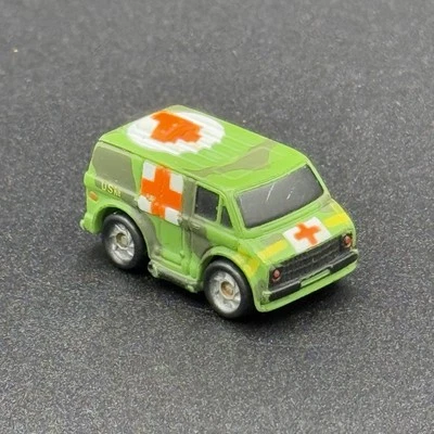 De colección Galoob Micro Machines 1986 Años 70 Chevy Van Militar Camuflaje Ambulancia  Foto 1 de 4