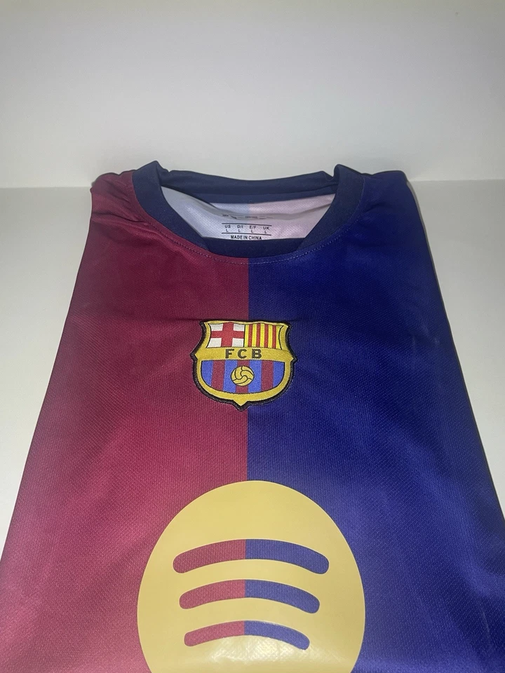 Неофициальная новая футболка Barcelona 24/25 Pedri номер 8 размер L - Изображение 1 из 2