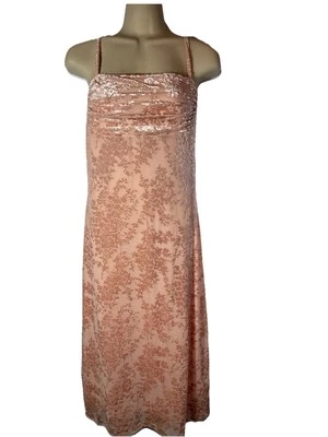 Nuevo con etiquetas Vestido Midi de Moda para Mujer Rosa Terciopelo Burnout Estampado Floral Forrado Talla Pequeña Foto 1 de 4