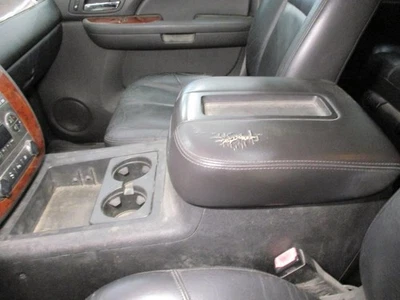Used Front Lower Center Console fits: 2009 Chevrolet Tahoe floor Front Lower Gra Foto 1 de 4
