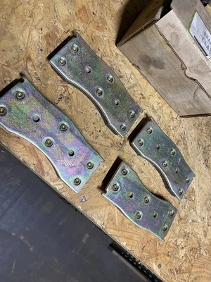 Восстановленные передние дисковые тормозные колодки 1966-1967 Ford Galaxie C6AZ-2001-B - Изображение 1 из 4