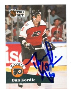Dan Kordic autographed Hockey Card (Philadelphia Flyers) 1991 Pro Set #553