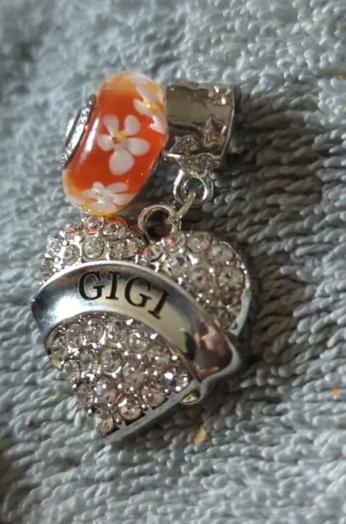 AUTÉNTICO DIJE PANDORA ABALORIO CON CORAZÓN EUROPEO "GIGI" Clip en LOTE COLGANTE L621 Foto 1 de 2