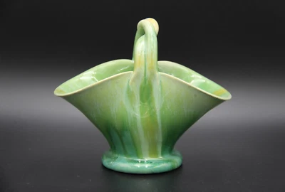 1941-1955 REMUED Pottery Later Series Green Classic Basket 1-4 Made in Australia - Image 1 of 4