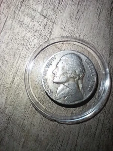 1940 D jefferson nickel In Coin Capsule - Picture 1 of 2