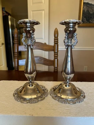 2 candelabros barrocos de WALLACE de placa de plata Foto 1 de 4