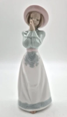 Vintage Lladro Nao Handmade Porcelain Figurine # 1224 "Please Please" 20cm tall - image 1 of 4