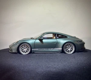 Porsche 911 992 GT3 Touring 1:18 Tuning 20” inch + Decal PORSCHE Silver  - Foto 1 di 13