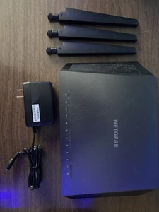 NETGEAR Nighthawk AC1900 Dual Band Wi-Fi Gigabit Router (R7000-100NAR) - Afbeelding 1 van 1