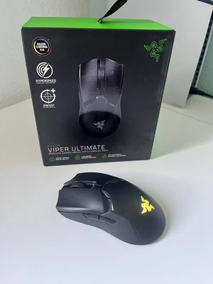 Razer Viper Ultimate mit Ladestation - Kabellose Gaming Maus + Verpackung - Bild 1 von 4