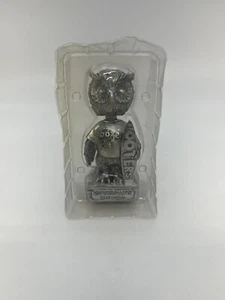 Hooters Surfboard Owl Bobblehead Bobble Pewter Style 20th Anniversary 1983-2003 - Picture 1 of 6