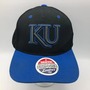 Cappello berretto baseball KANSAS JAYHAWKS Zephyr orig snapback nero blu KU University - Foto 1 di 14
