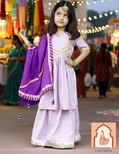 Lavendel Baumwolle Kinder Sharara Set mit lila Dupatta - Spitze & Gotta Arbeit 💃 - Bild 1 von 5