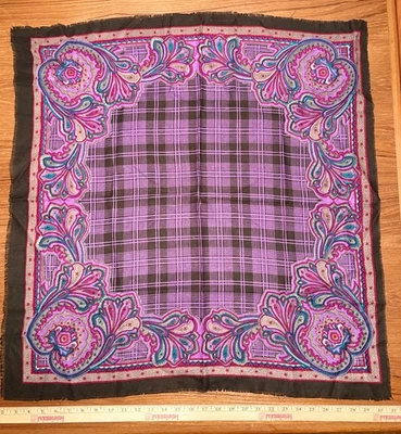 cachecol quadrado vintage Glentex 100% acrílico Japão roxo, azul e preto paisley - Imagem 1 de 2